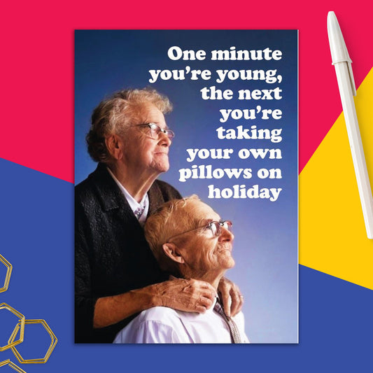 6723-DMA 567 | BD/Pillows on Holiday