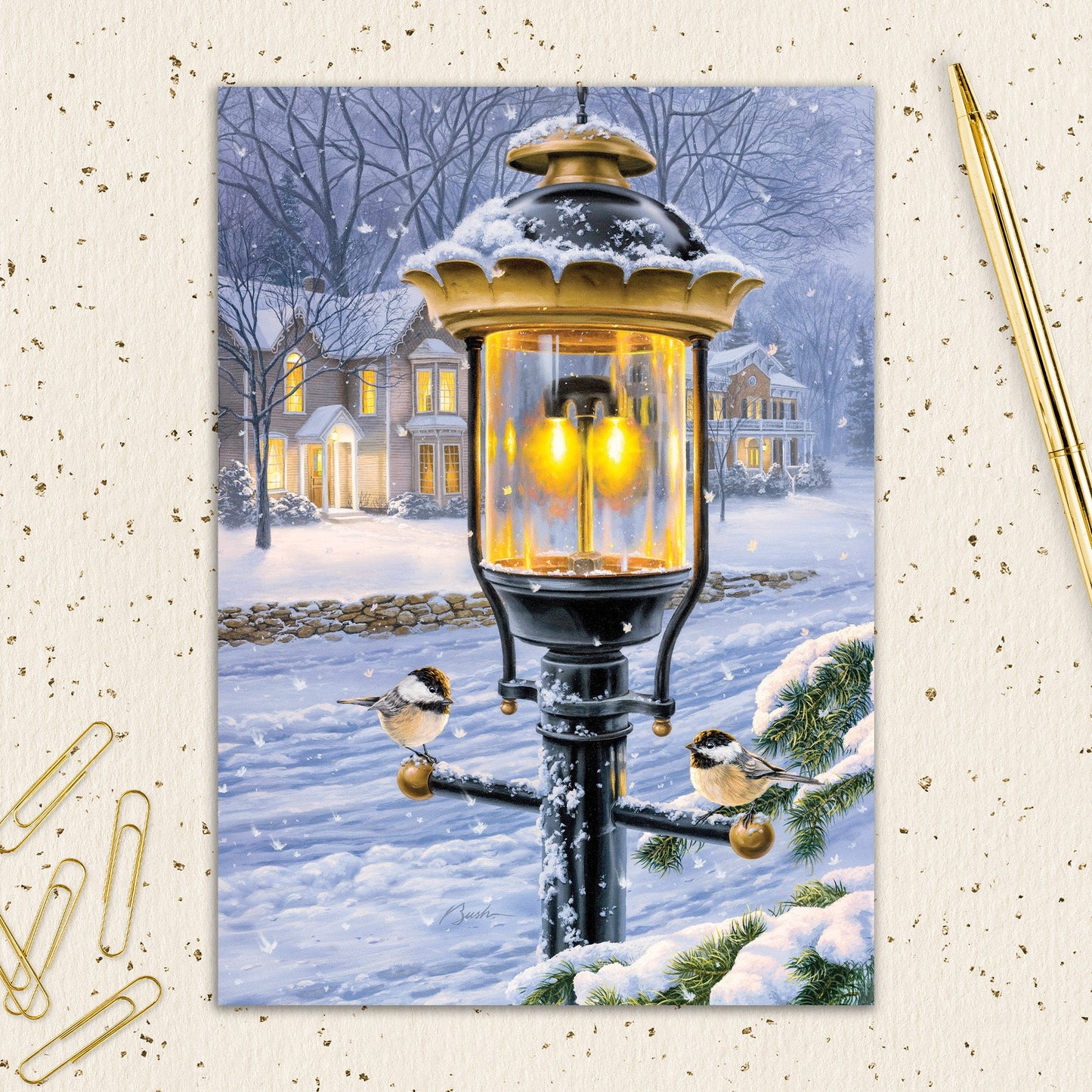 8564-IOPEOS1091L | HOL/Chickadees on Lamp Post