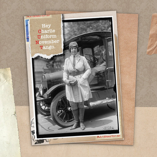 7865-TROU0050 | BD/Hey Charlie