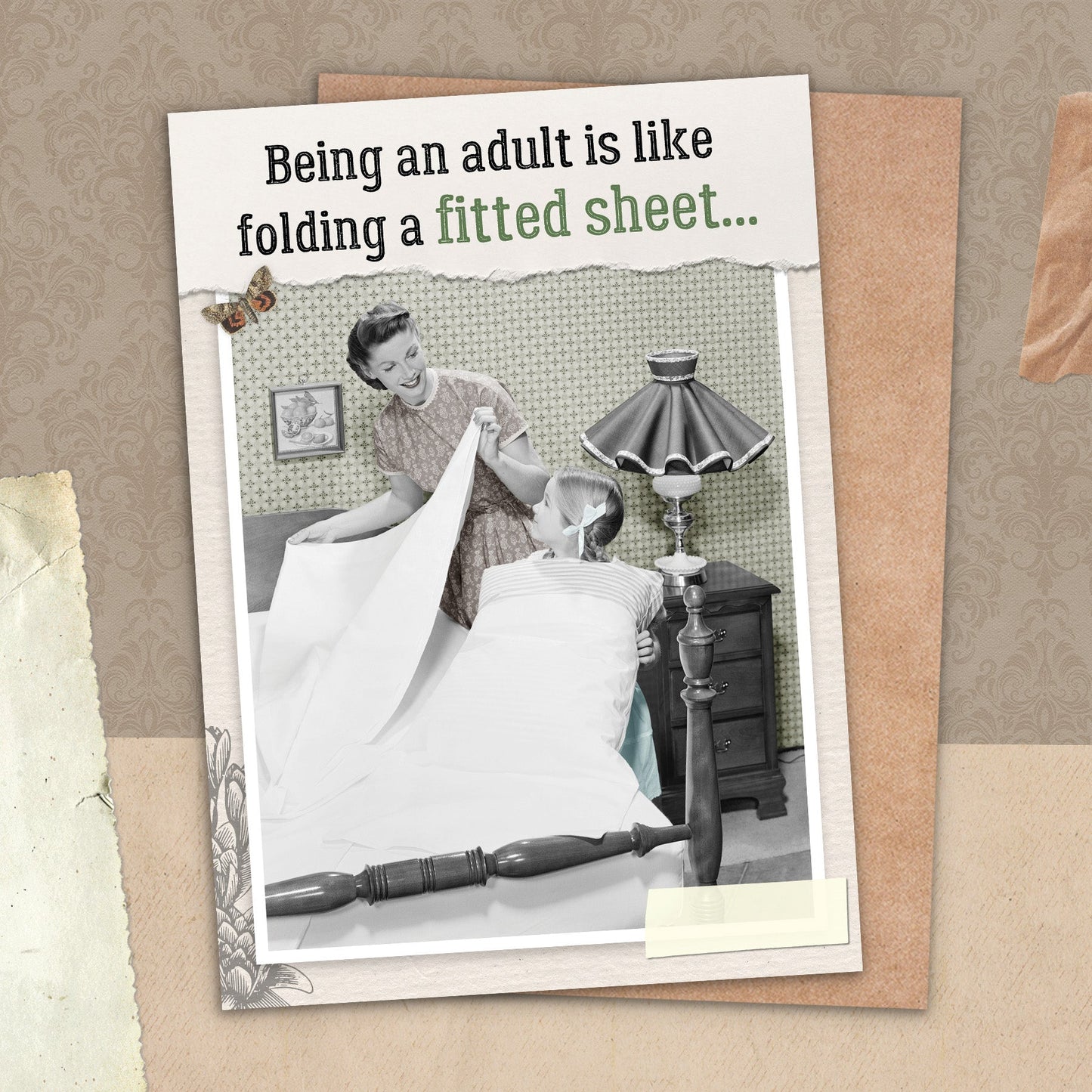 7865-TROU0260 | ED/Folding a Fitted Sheet